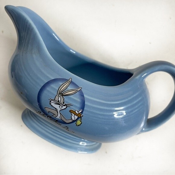 FIESTA WARE Bugs Bunny Blue Gravy Boat Warner Bros Looney Tunes Homer Laughlin - Picture 9 of 9